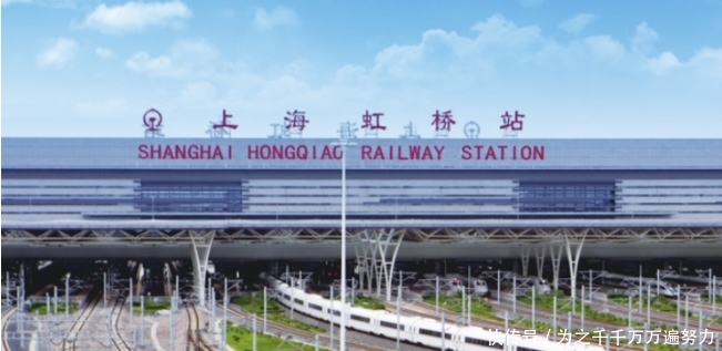  #高铁#中国“最牛”交通枢纽，飞机和高铁在此无缝连接，其他城