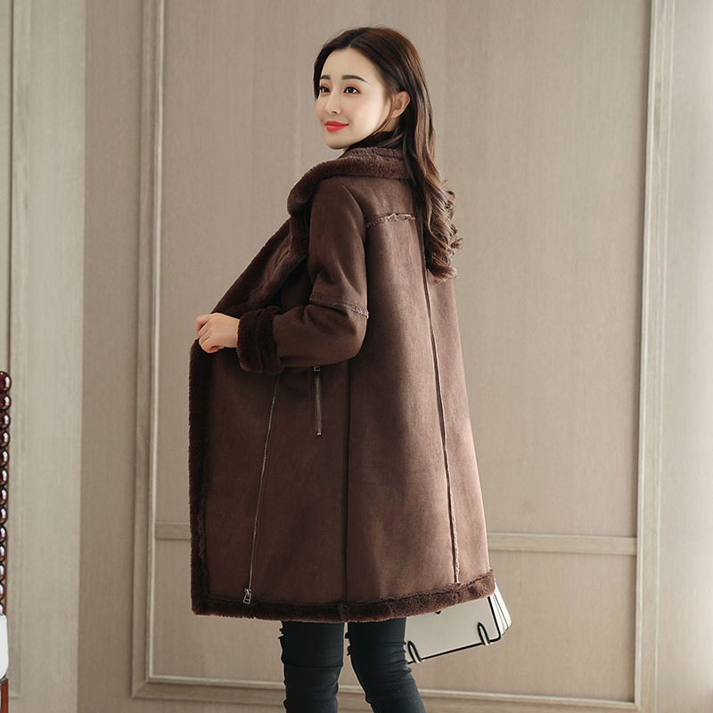 别再买羽绒服，又贵又臃肿!今年流行棉衣，时髦减龄，反季更便宜