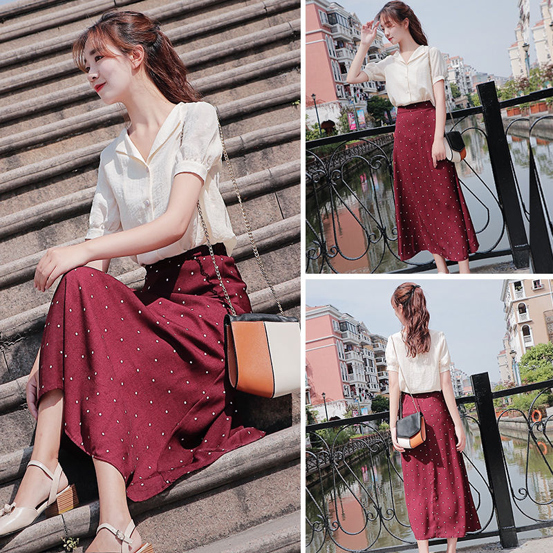 一直以为穿连衣裙才洋气，自从穿上港味套装，我把连衣裙全扔了