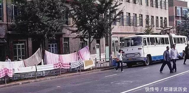  #红旗牌#40年前的老照片，看懂的人都老了