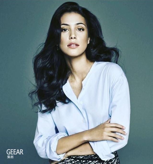 继凯特之后最会穿衣服的王妃?这位模特出身的德国平民王妃!