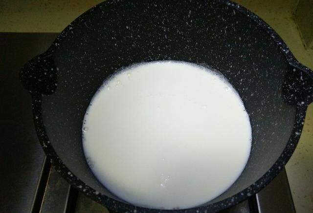 皱纹■50岁的王阿姨,没斑没皱纹,保养秘诀是什么?都因为坚持吃它!