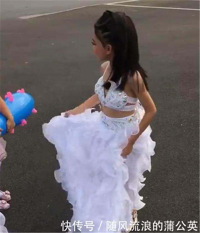 女子结婚,主动让化妆师给小侄女化妆,随后女子却不乐意了