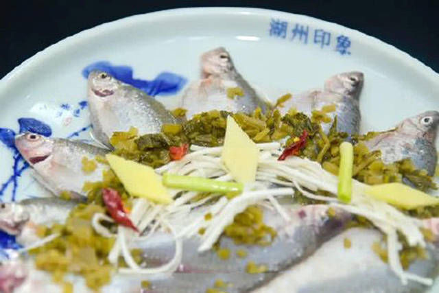  『对着它』“三月鳑，四月郎”你有多久没见过这种鱼了