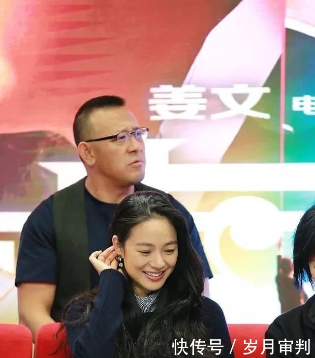 # 手臂上#美人在骨不在皮，41岁有皱纹却美得真实！，姜文老婆周韵真有气质