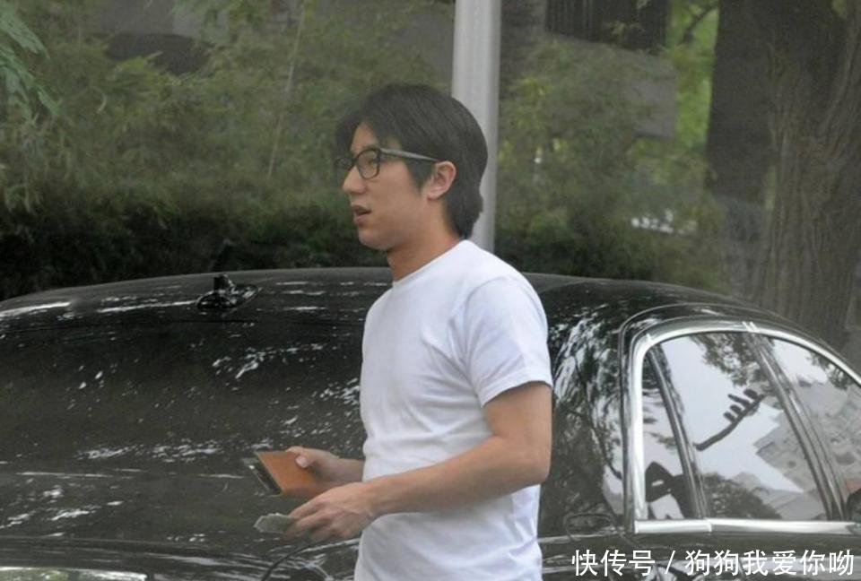 作歌一首献给成家班,林凤娇泪洒现场,她的青春