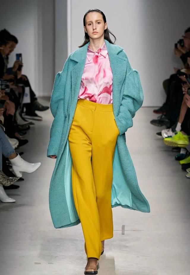  色彩：时装展最靓话题：这8大颜色夫人夫人太炫了，美哭！！