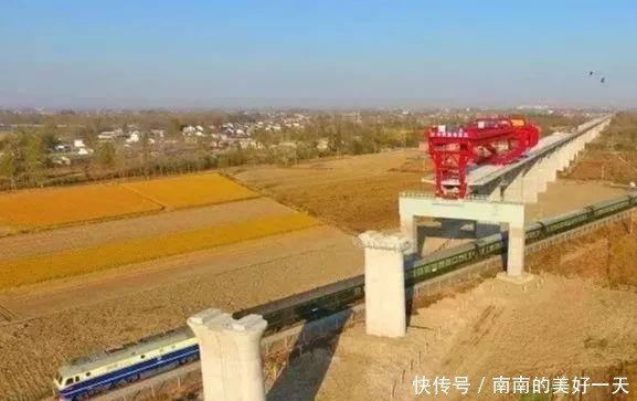  #明年#5小时直达！这条青岛到上海的铁路传来新消息！明年全线通