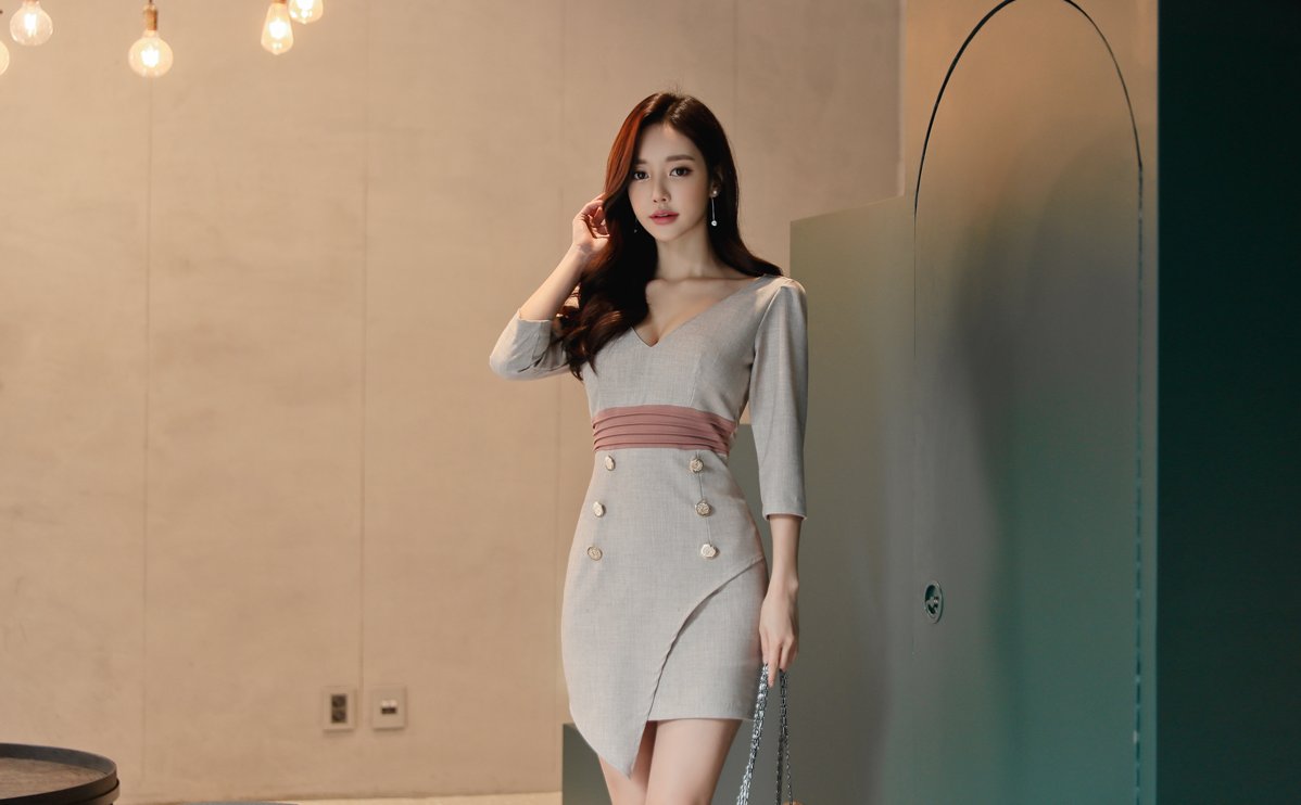 鸡尾香槟玫瑰原木染彩职业裙