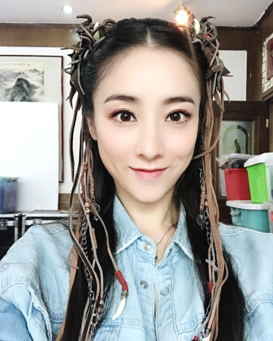 她是张艺谋再婚超生事件第一爆料人,当年被质疑炒作,如今已结婚