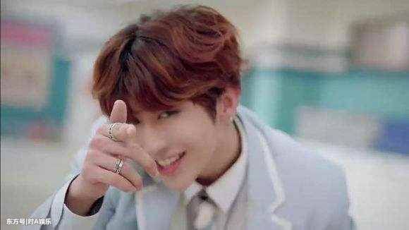 网传蔡徐坤片酬惹争议，真相如何?网友的一句话扎心了!