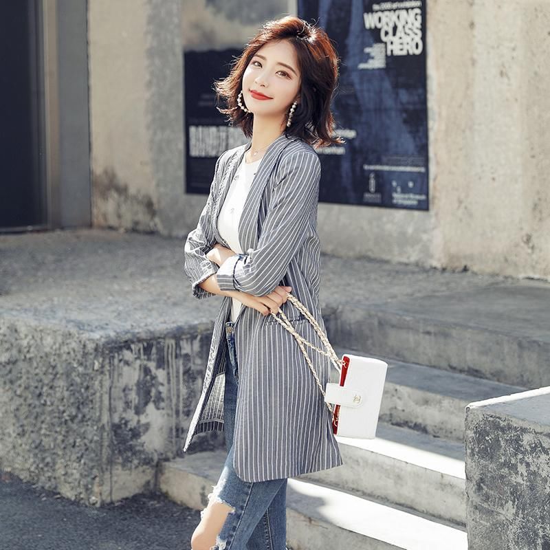 上班别老穿裙子，小西装+烟管裤，超有范又时尚，穿出精英感