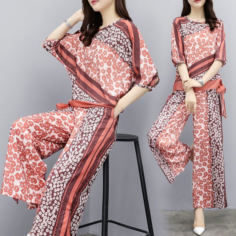 有一种阔腿裤套装,搭配尖头鞋,比连衣裙还好好看百倍