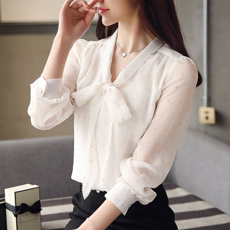 不是我吹，卫衣早过时了，萝卜裤+小秋衫，太美太显气质