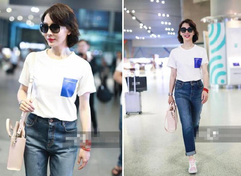 41岁陈数白T搭牛仔裤, 简装就穿出知性时尚风, 网友: 只有20岁吧