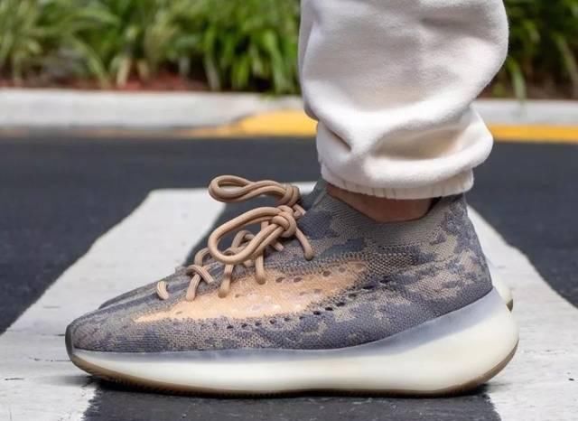  开启抽签发售：业务量挺大，Yeezy 380新＂Mist＂颜色29店摇签开售，速备案！