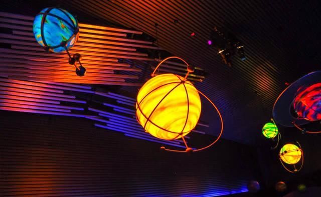 上海迪士尼:游客为何偏要带食物饮料进园,看看这些数据就知道了