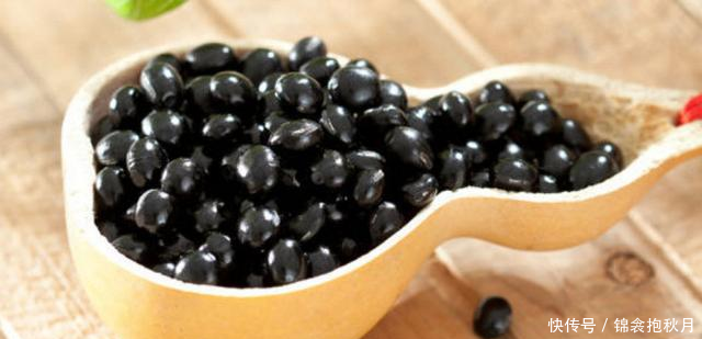 女人连吃黑米黑豆一年有什么好处,补肾养颜抗