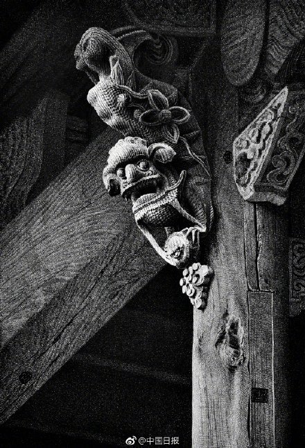 因圆珠笔画走红的山西小伙，又创作出唯美钢笔画！