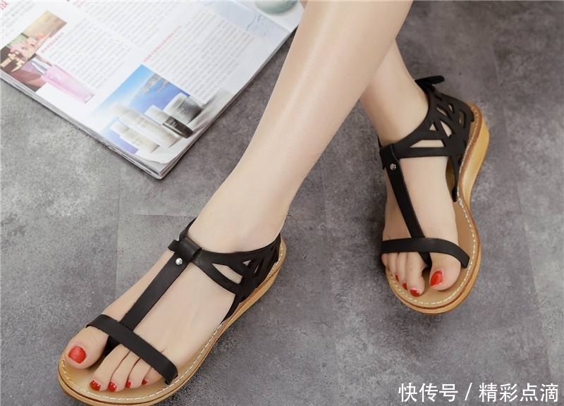 #大方#夏季凉鞋的时尚单品!既有淑女、大方、优雅,给你时尚潮流范