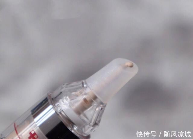 遮瑕产品■遮瑕越遮越明显?不如看看它们,这些遮瑕让底妆超能打!