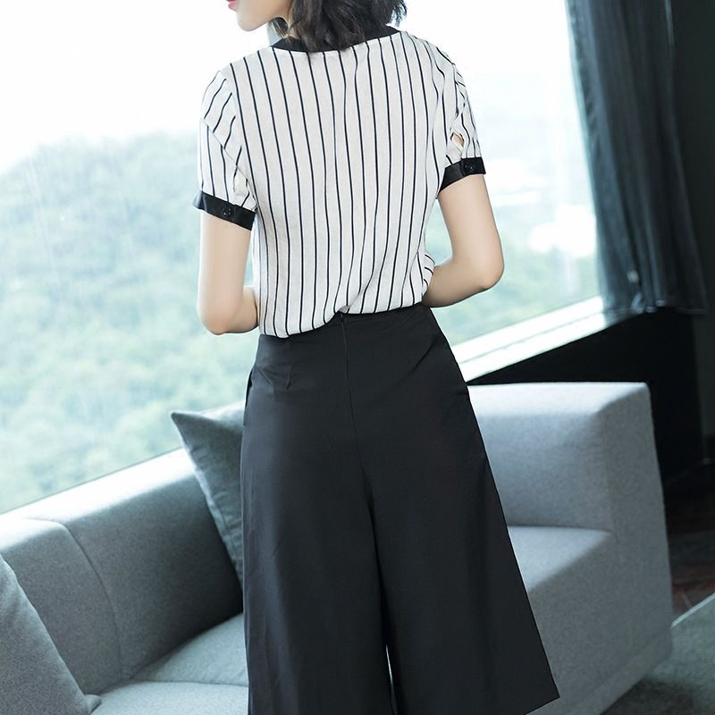 70后姐姐真会打扮，这些时尚套装穿身上，嫩美得像18岁小姑娘