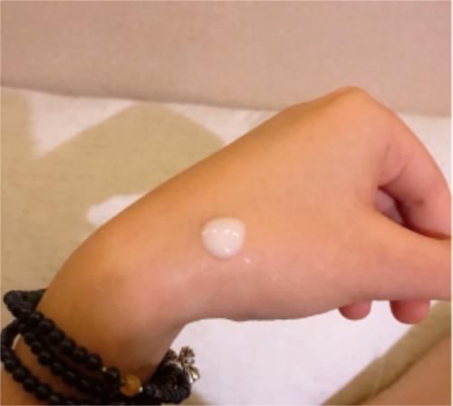  #皮肤#4款国货之光大测评：自然堂紧致抗皱，百雀羚深层补水