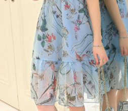 怪不得男人总爱往海边跑，现在女人不穿泳衣穿这个，让人神魂颠倒