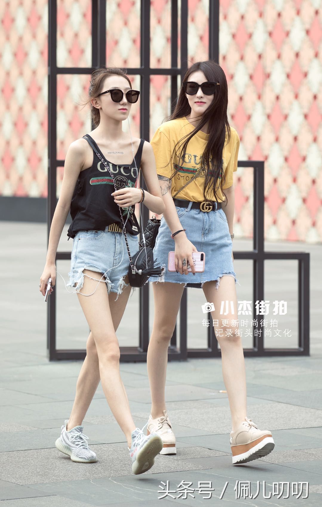姐妹团出街拒绝同款,街拍告诉你怎样穿出“默契感”!