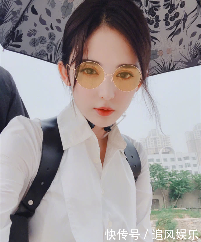 古力娜扎终于晒照，风格有很大变化，被小姐姐帅到了！