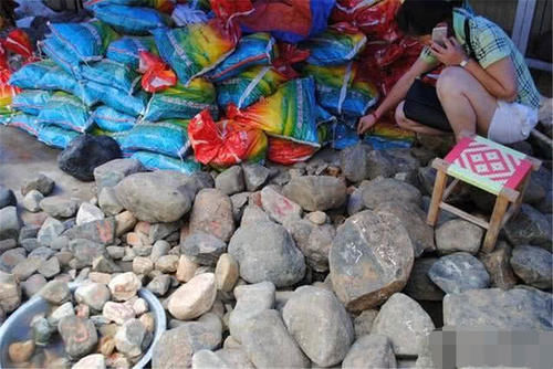 世界上最“昂贵”的河流,河里的东西比黄金还贵,普通人却无法靠