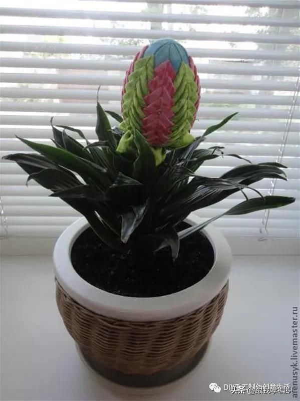 『蓝色』简单的折个三角,组合成百变造型