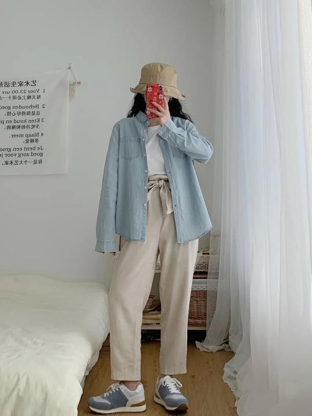  『时髦』牛仔衬衫不好看？那是你不会搭配，穿好了照样是时髦精