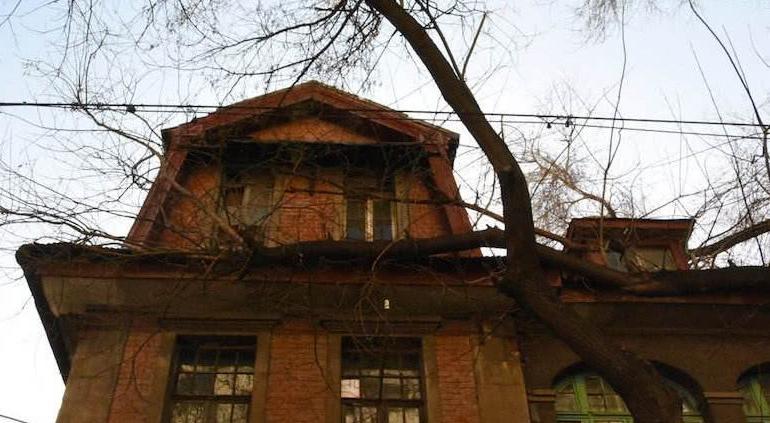 他救了1400万东北人生命，把别墅捐给国家，如今故居将被拆！