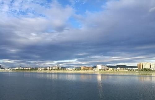  前途@四川继成都之后，又一座三线城市将前途光明，不是自贡也不