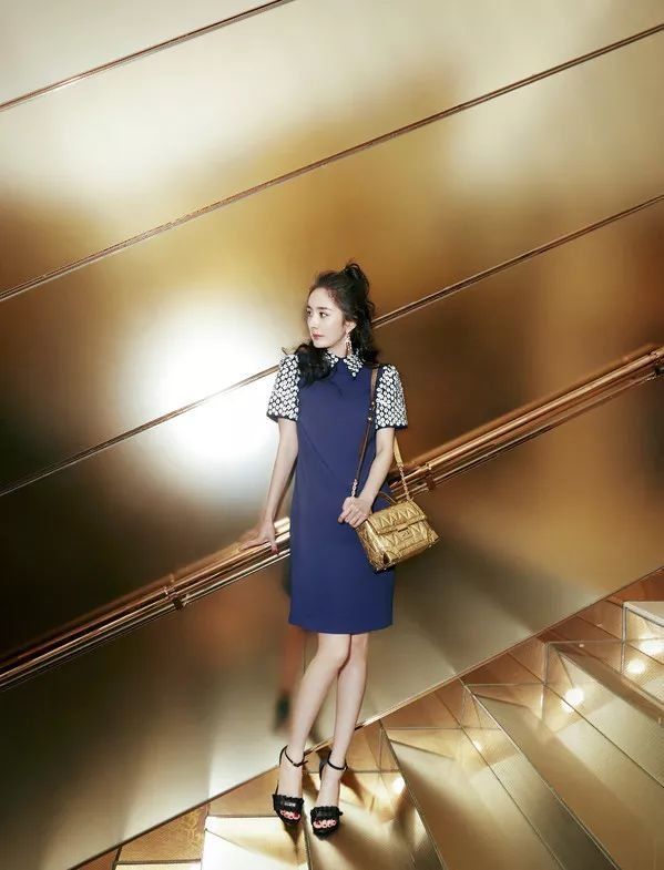 杨幂带火了这么多单品,如今是要进军设计圈了?