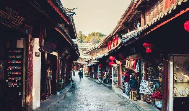 盘点中国最坑的4个景区，游客基本上都被坑过，你去过几个?