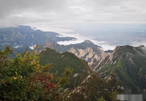 陕西汉中号称“小武当”的道教名山，张三丰曾在此传道，险峻灵秀