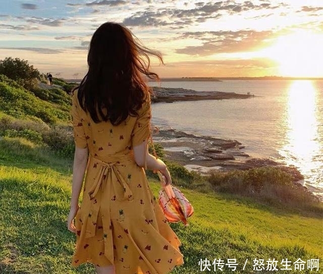 【印花图案】早春流行的法式风,把它安排上,能看出你的精致
