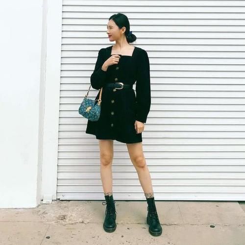  『挑选』好的材质更能带来高级感，连衣裙也要挑选好面料，时髦大气显身材