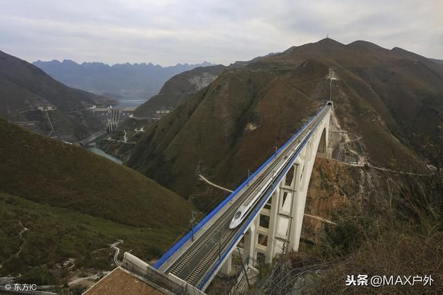 中国藏在深山的宏伟大桥，叫不出名字却让人叹为观止