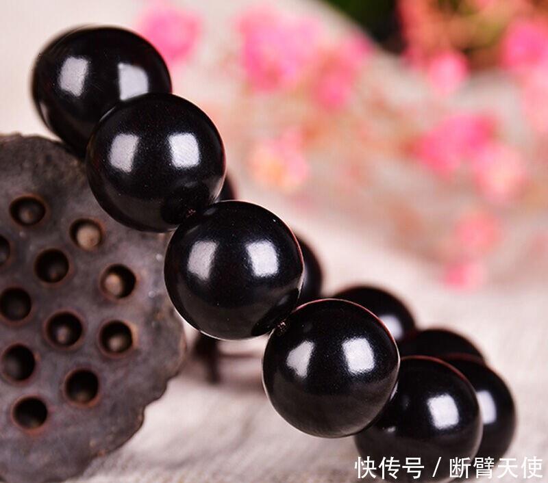 手玩核桃早淘汰了!文玩界兴起的新宠儿,你可