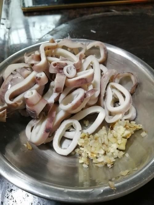 『食物』12种补水食物,吃完皮肤不干燥,连护肤品都省一大半,排除废物