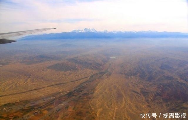 沙漠底下藏着360亿立方米大海,当地人也不知,来源让人惊喜