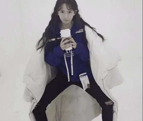 「公寓」《爱情公寓》诺澜真是逆生长，28岁却似小女孩，网友：女神无疑