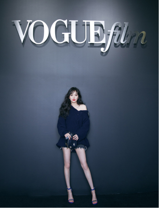 杨幂二胎传闻不攻自破！一个细节说明真相，网友：终究还是没忍住