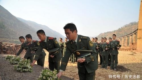 世界上最“悲壮”的大桥，桥墩中留着建筑者的遗体，经过必须鸣笛