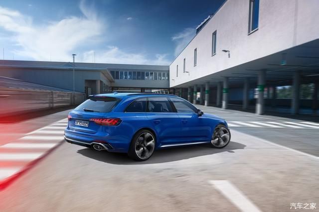 奥迪RS2 25周年纪念版套装发布,专属标识诠释