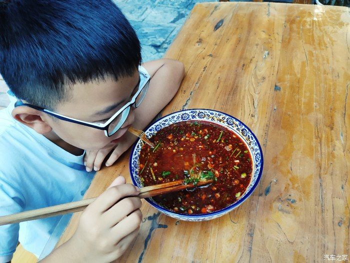 智能小飞侠——哈弗F7,和大唐小镇的一次美丽邂逅!