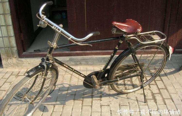 农村几乎绝迹的老物件，每一件都价值不菲，第3个最贵能卖60万